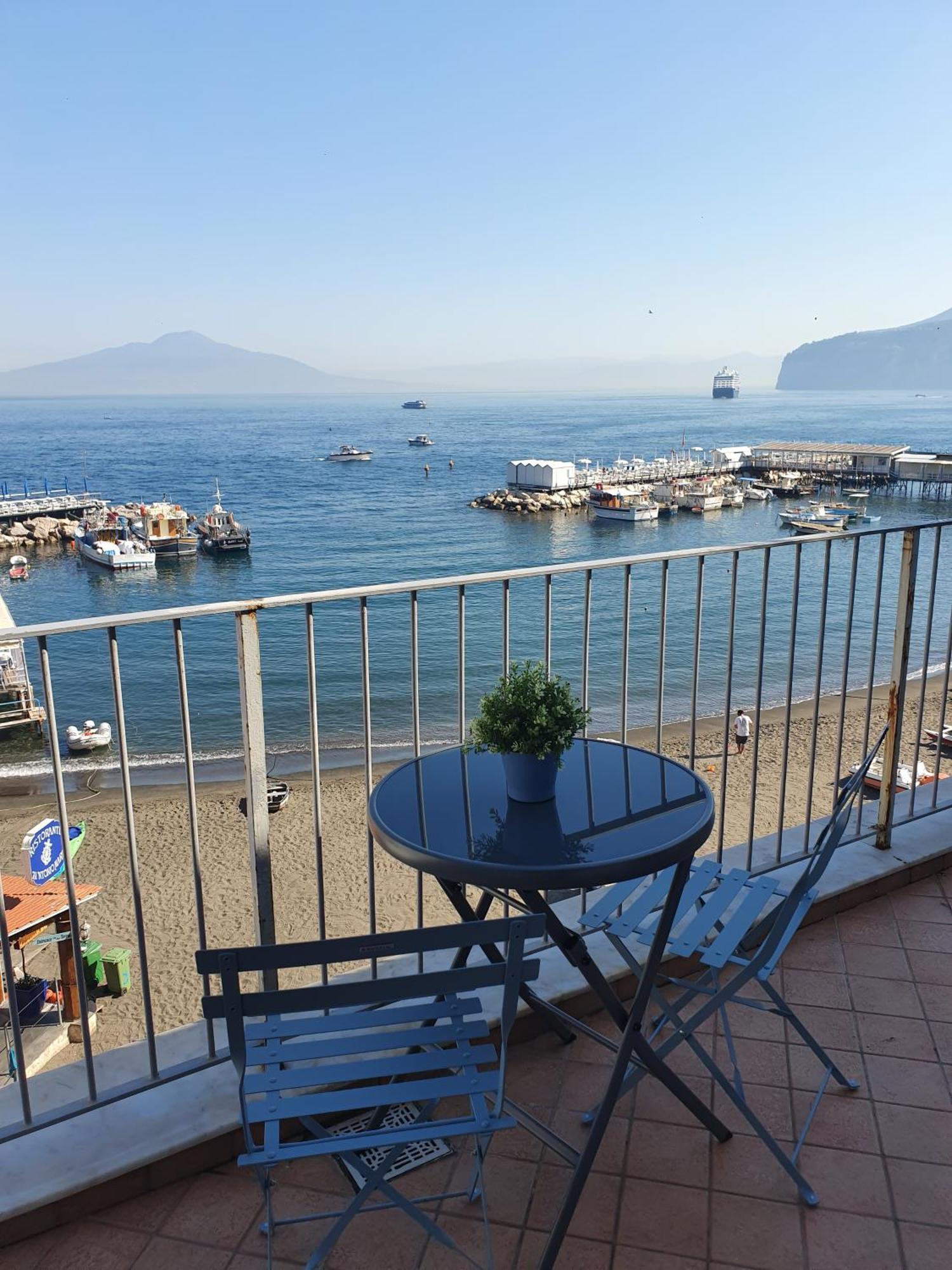 Il Borgo Antico Sorrento Sea View Leilighet Eksteriør bilde